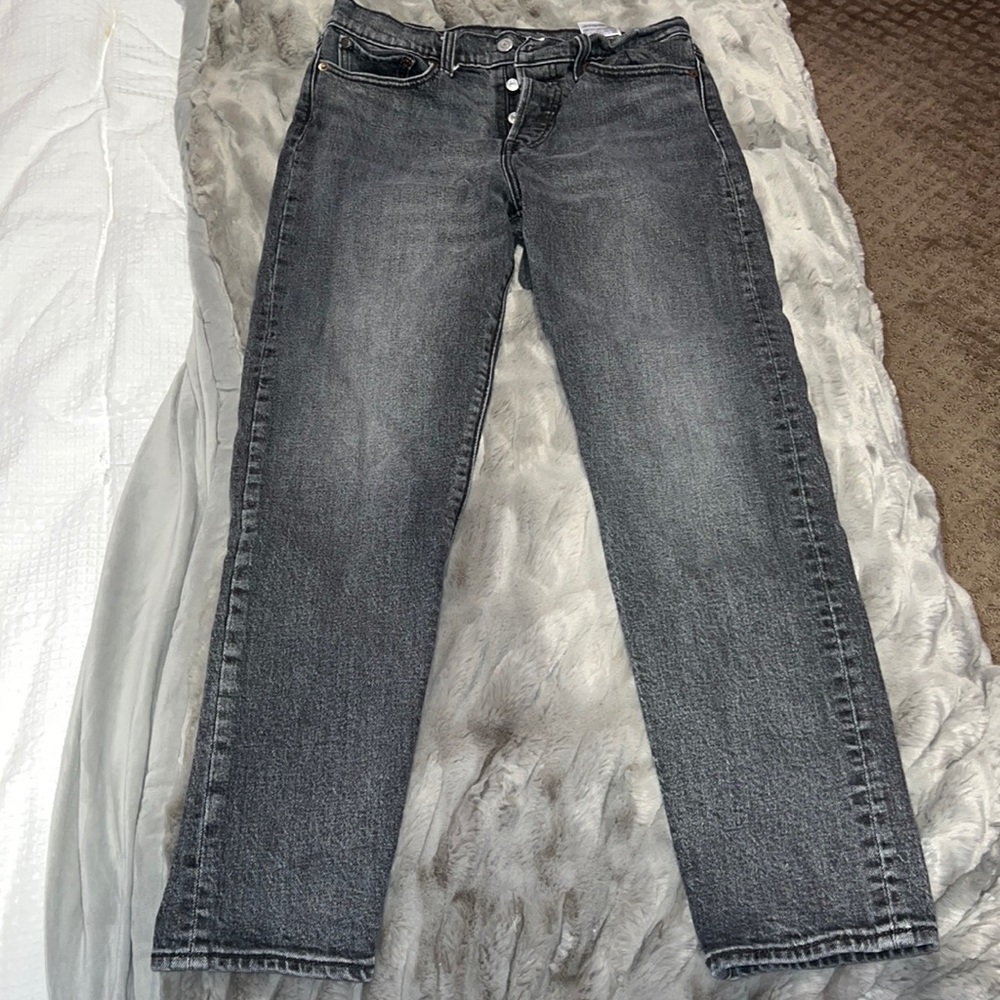 Levi’s washed black (break a leg) wedgie jeans